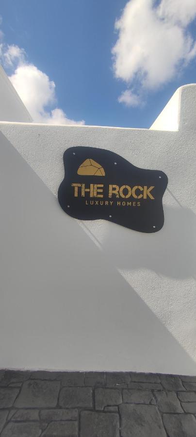 The Rock Luxury Homes Мессария Экстерьер фото